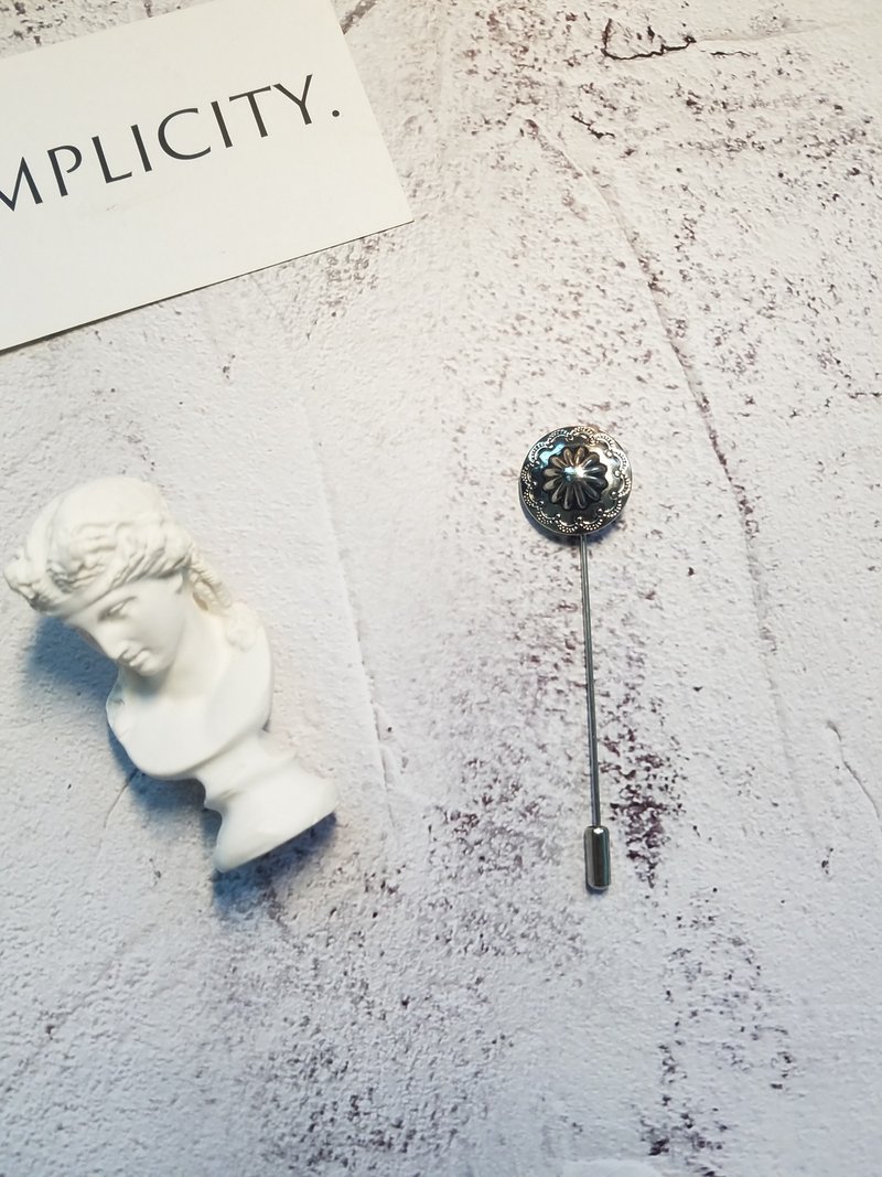 英伦风花扣胸针金属胸花一字针插针 - 胸针 - 铜/黄铜 银色