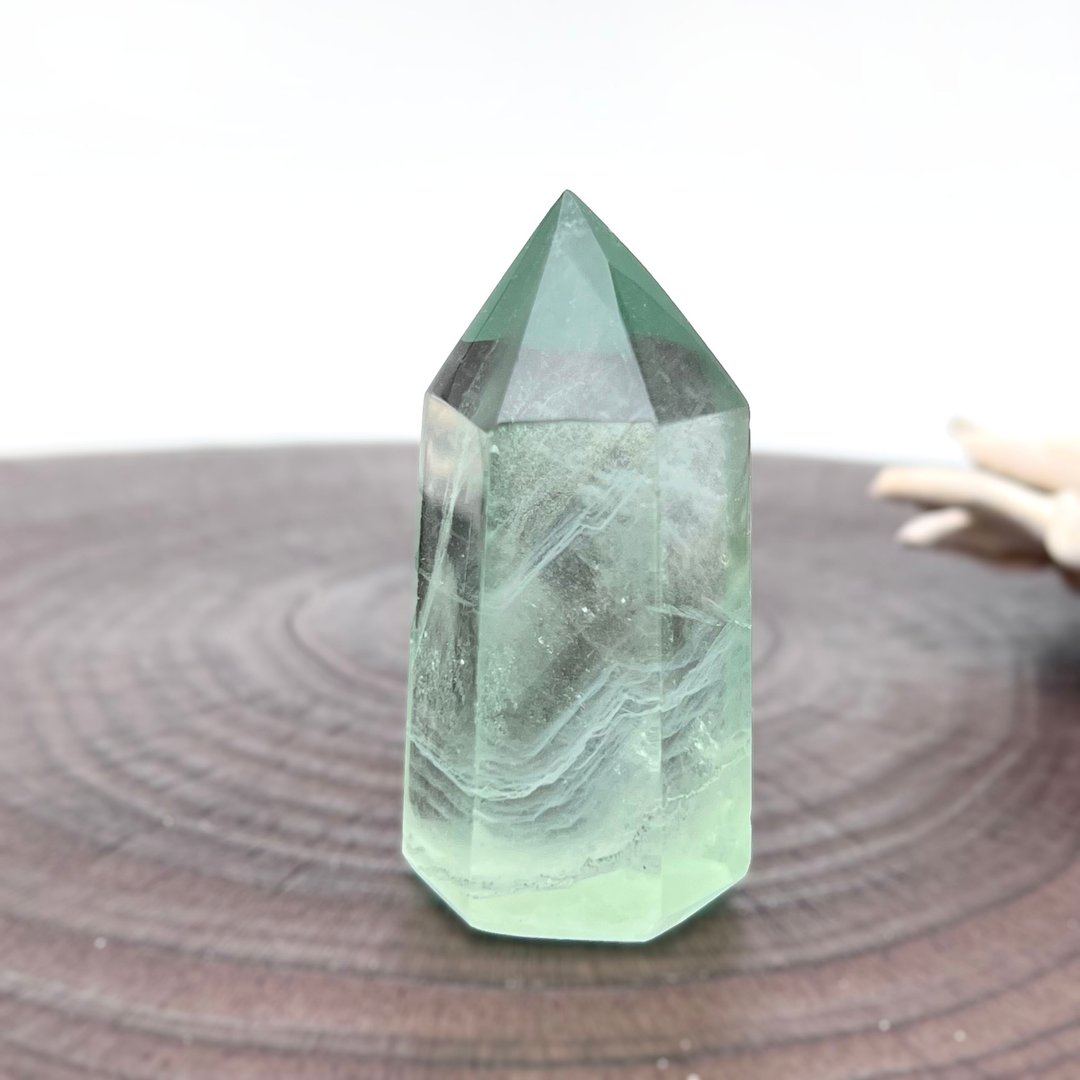 青境。萤石柱 摆件 疗愈 净化 l 绿萤石小柱 有矿坑 福利品 l - 摆饰 - 水晶 多色