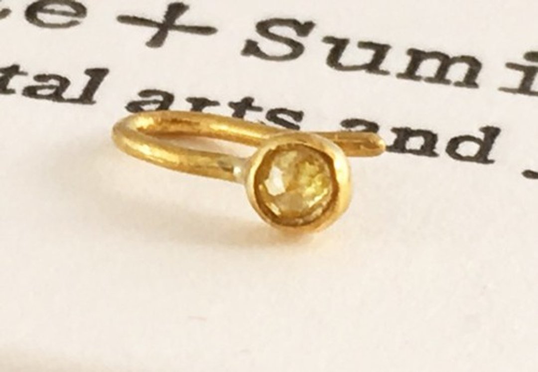 Rose Cut Natural Yellow Diamond Pure Gold Clip Earrings K24 Pure Gold + Diamond One Ear - 耳环/耳夹 - 其他金属 