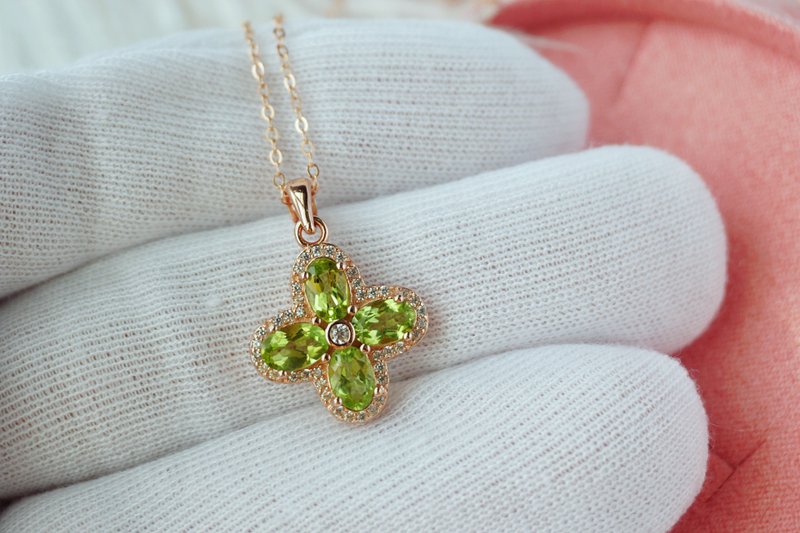 Natural Peridot Oval Silver 925 Necklace - 戒指 - 纯银 
