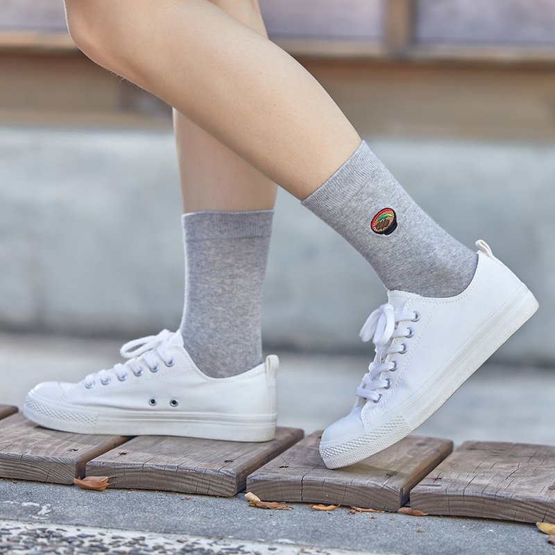 刺绣袜-牛肉面Beef Noodles 长袜|中筒袜|男女同款 - 袜子 - 棉．麻 