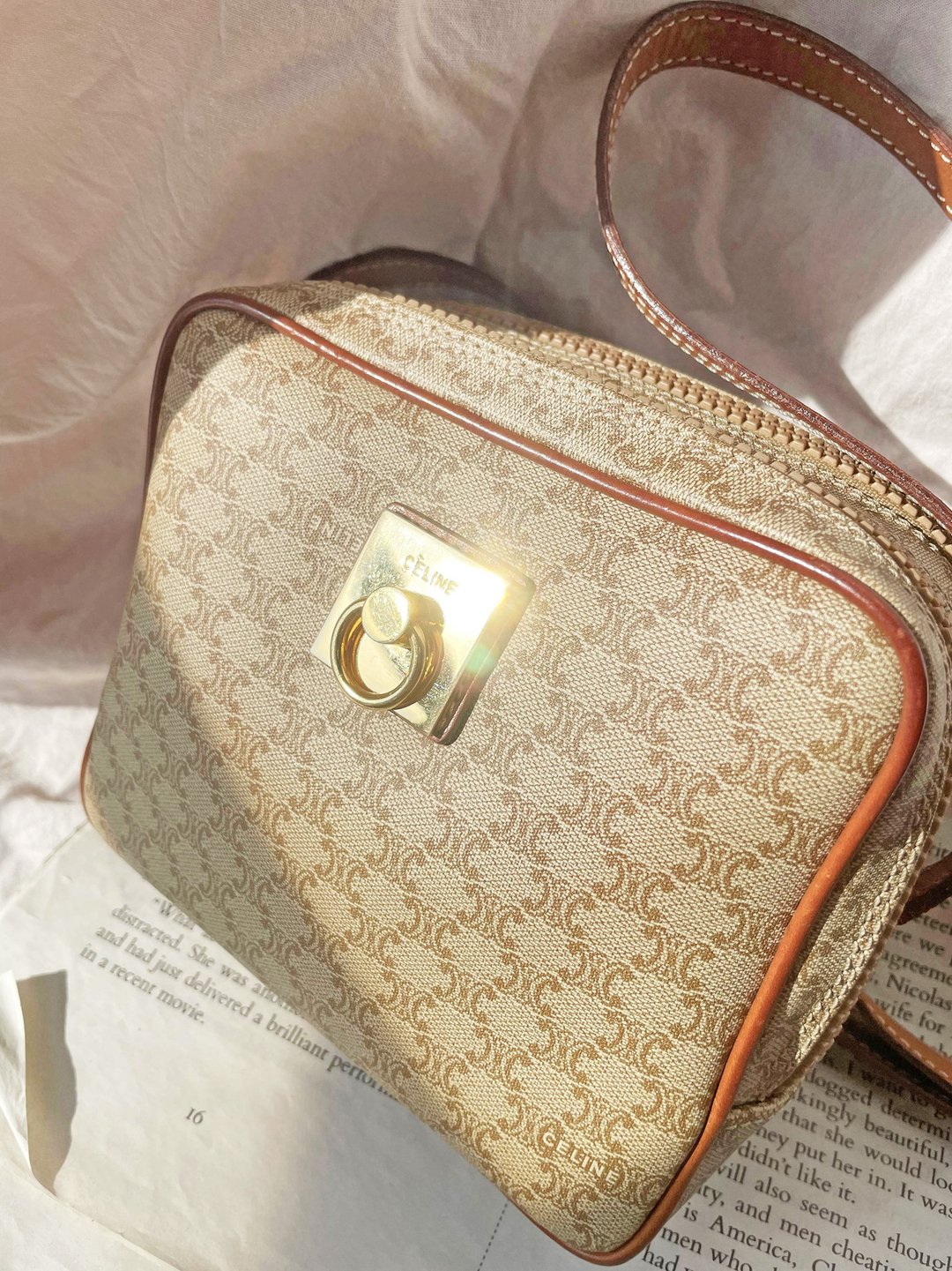中古包 CELINE 米花豆腐包小方豆斜背包斜挎包相机包化妆包单肩包 - 侧背包/斜挎包 - 防水材质 咖啡色