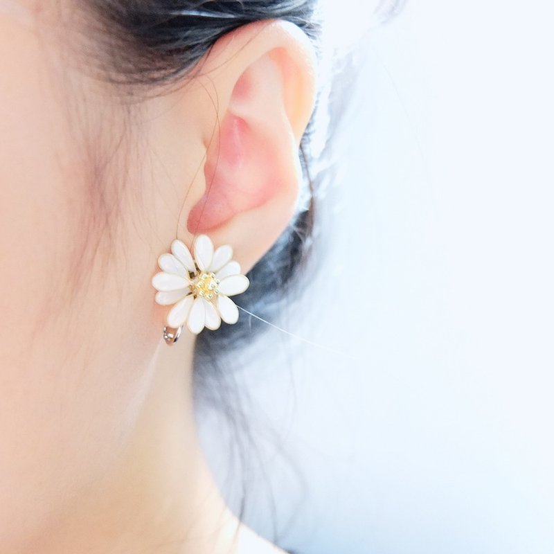白昼雏菊耳环 • 耳夹可 - 耳环/耳夹 - 其他材质 白色