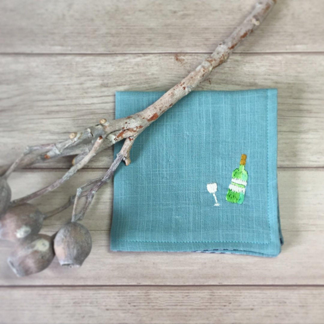 Hand embroidered gauze handkerchief white wine (order-receiving) - 手帕/方巾 - 棉 绿色