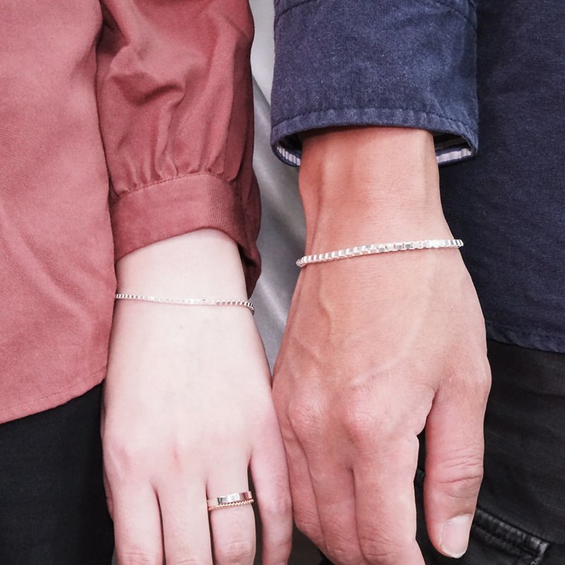 可刻字 纯银情侣手链组 威尼斯方盒款 情侣对链/银饰 情人节礼物 - 手链/手环 - 纯银 银色