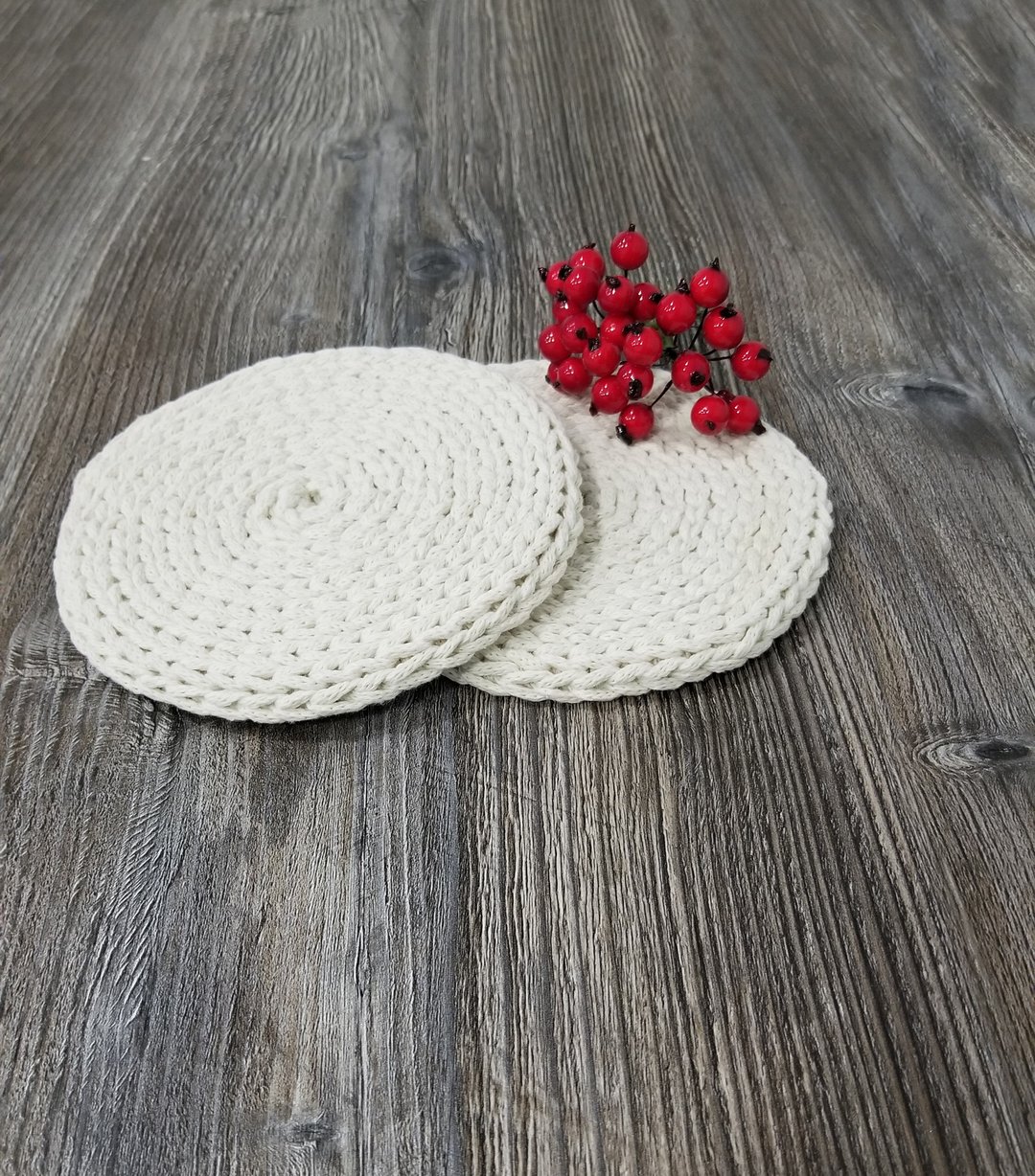 Set of 2 crochet cotton coasters Knit napkin gift Festive table decoration - 餐垫/桌巾 - 棉 