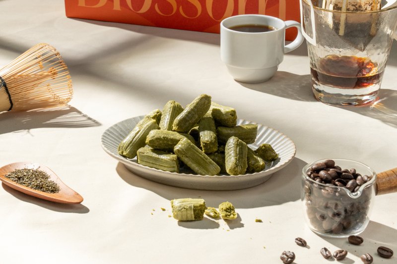 【早鸟预购】【春之盛】包种茶酥咖啡礼盒 | 经典配方 - 春和款 - 咖啡 - 新鲜食材 红色