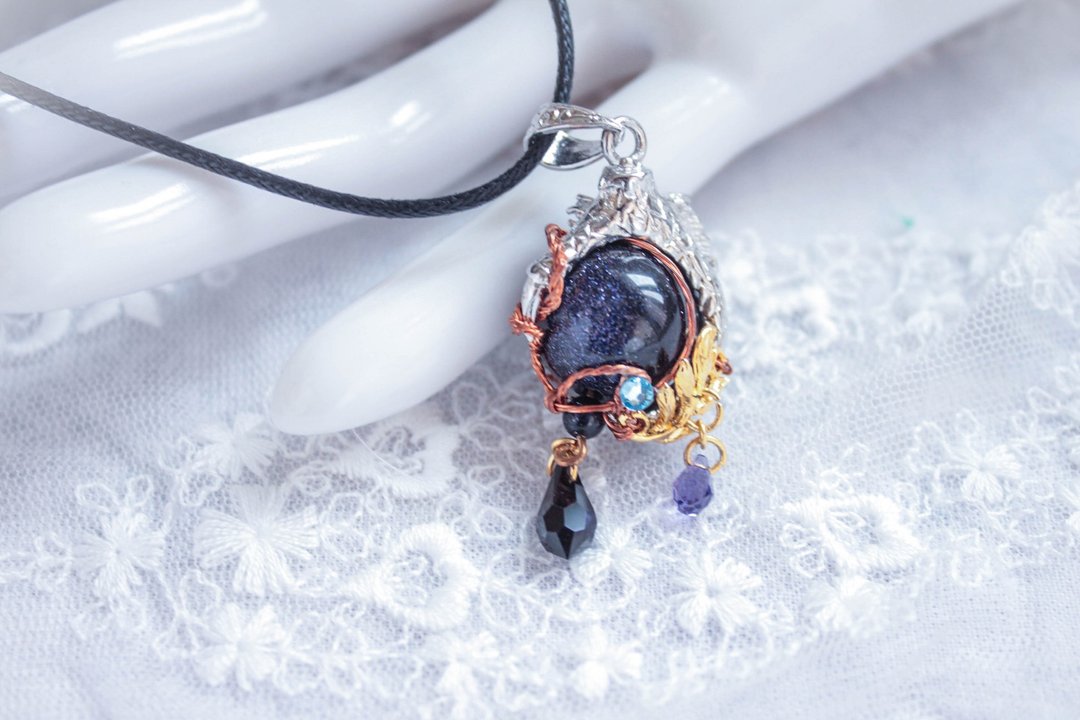 *弥露娜物语*星之爪牙 项链 限量品 - 项链 - 其他金属 蓝色