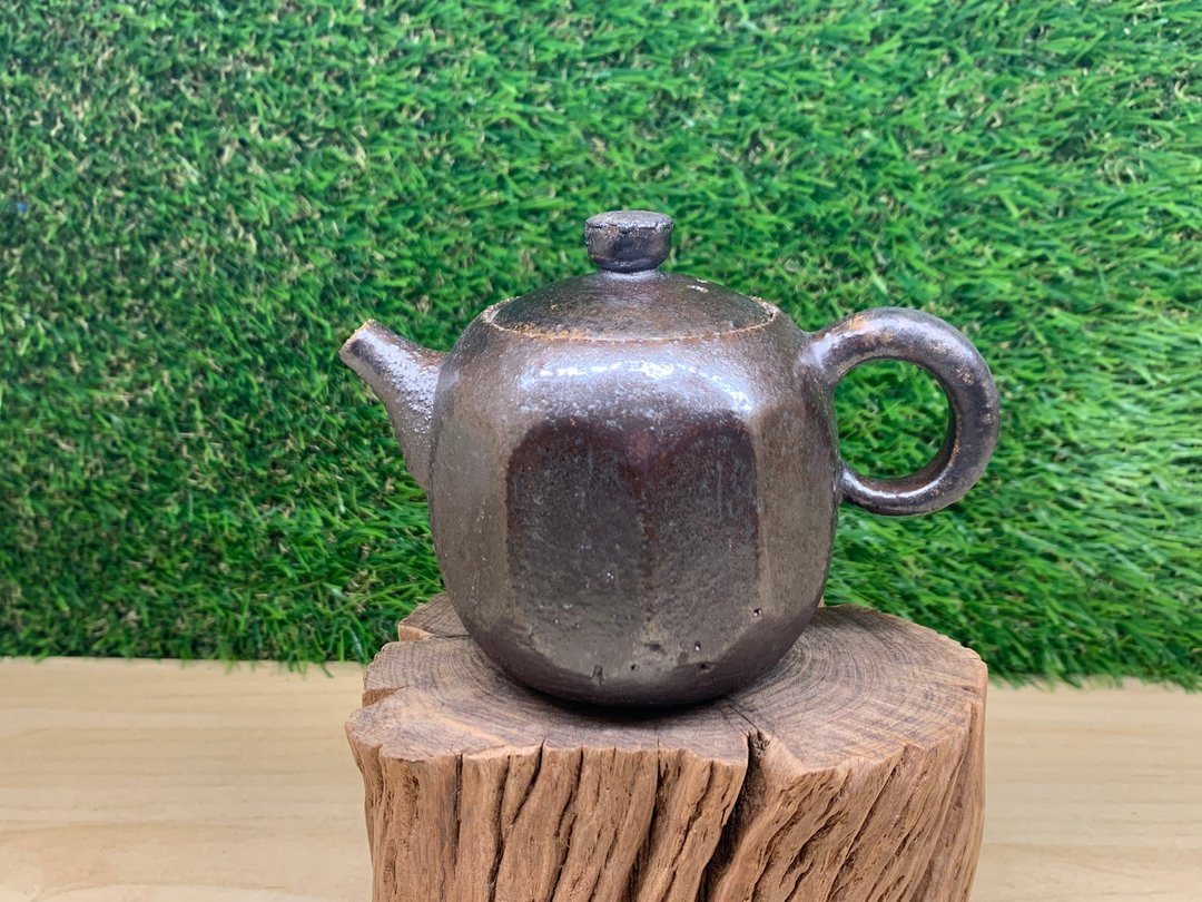 宽切造型壶 l 柴烧 - 茶具/茶杯 - 陶 黑色