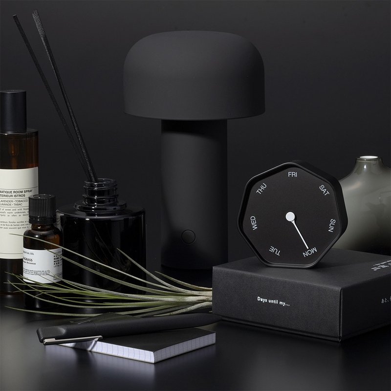 SOREKARA | Days Until My. . . KURO 周计时钟 黑色 - 时钟/闹钟 - 树脂 黑色
