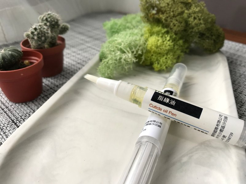 【YNEZ 热卖商品 】纤纤玉手指缘油 国际芳疗师精选配方彩虹玉手 - 手足保养 - 精油 