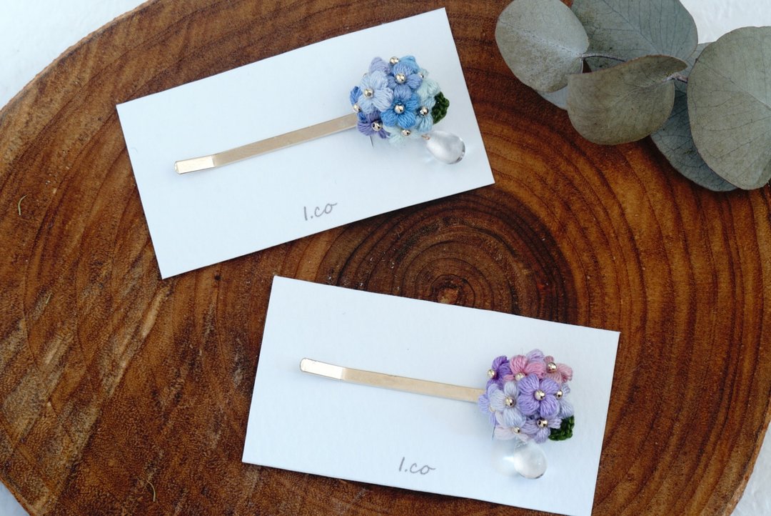 hydrangea　Embroidery thread crochet barrette - 发饰 - 绣线 蓝色