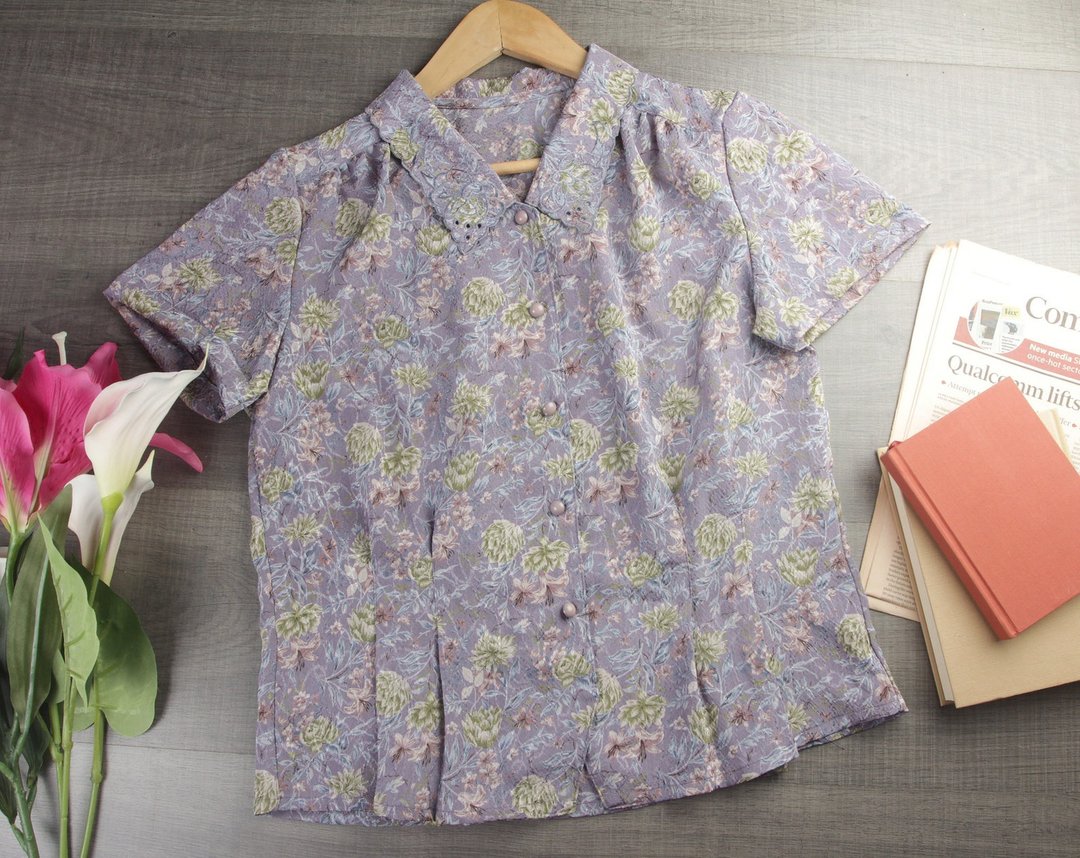 中号 | 复古可爱衬衫 | 女装复古风| 女式上衣 | 复古衣服 - 女装衬衫 - 其他材质 紫色