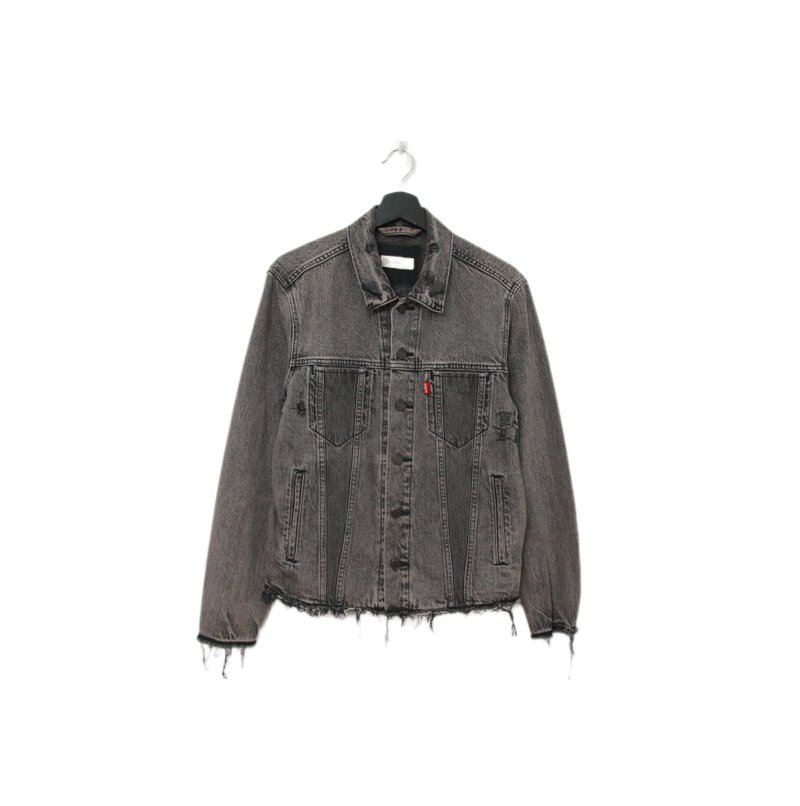 Back to Green:: 丹宁外套 LEVI'S 水洗黑刷破dn-04 denim Jacket - 女装休闲/机能外套 - 棉．麻 