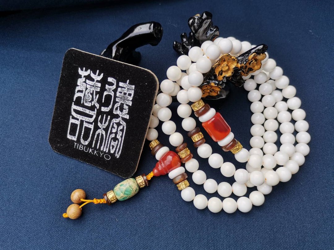 精品无玉化砗磲 8mm 火焰纹南红玛瑙 定制化串珠设计手串佛珠手创 - 手链/手环 - 贝壳 