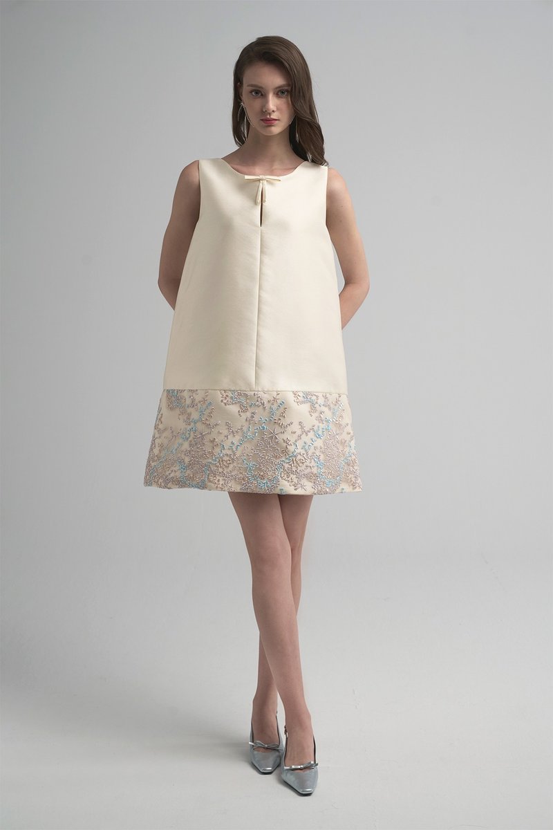 Calypso典雅芳华蝴蝶结双缎洋装 - 洋装/连衣裙 - 其他人造纤维 金色