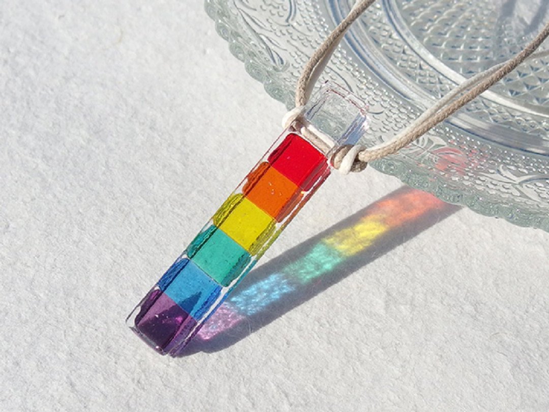 [Rainbow] Rainbow-colored glass (Niji [6 colors]) Necklace [Made to order] - 项链 - 玻璃 多色