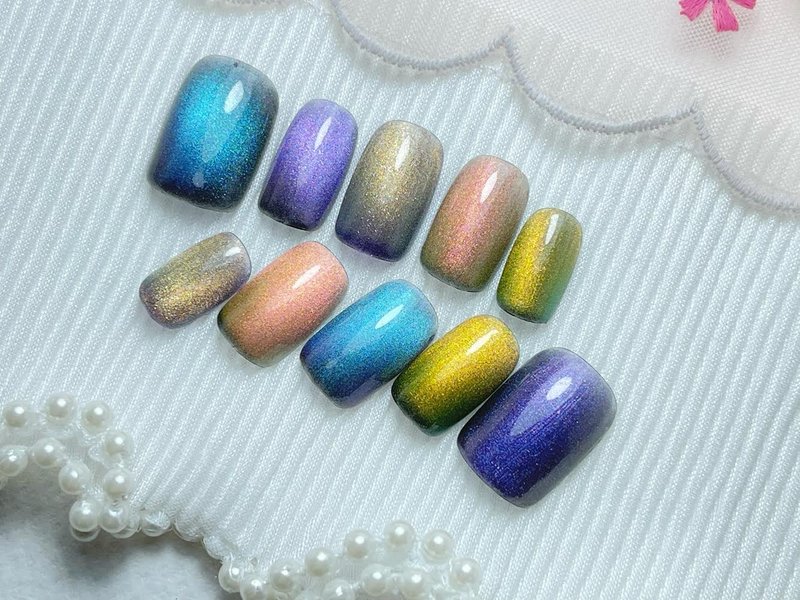 穿戴甲/穿衫甲/手工绘制/绚彩猫眼 - 指甲油/指甲贴 - 其他材质 