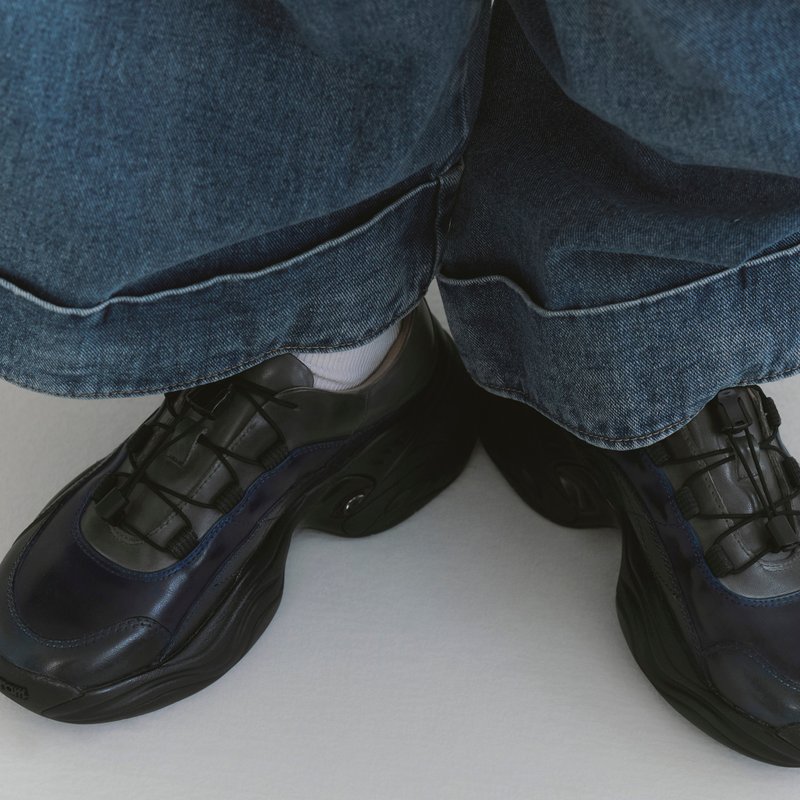 LEBE BERG 运动鞋 深宝蓝 & 陶瓷灰 - 男款运动鞋/球鞋 - 真皮 蓝色