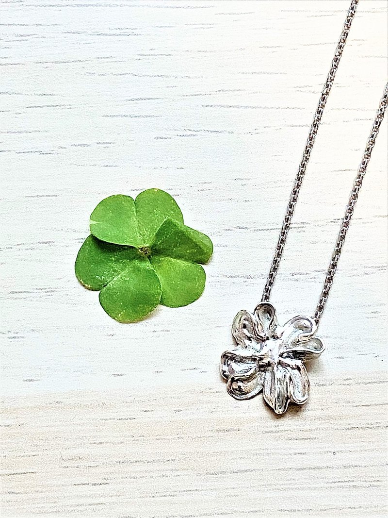 奶油味的四叶草 999纯银吊咀 - 项链 - 纯银 银色