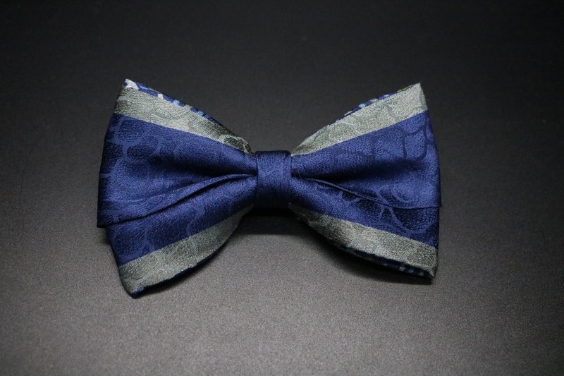 蓝色暗纹真丝领结/复古花纹百搭蝴蝶结 - 领结/领巾 - 丝．绢 蓝色