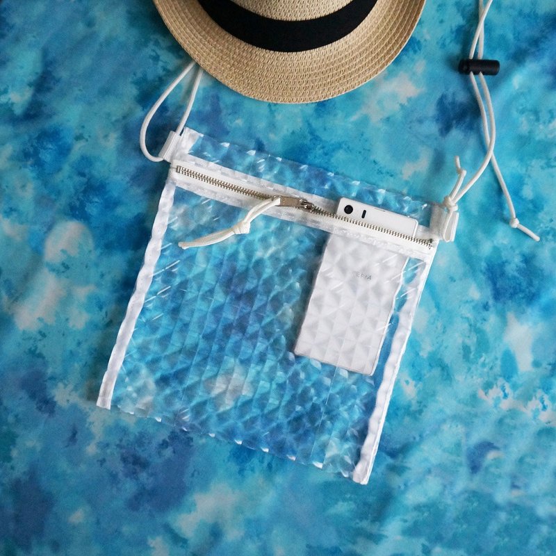 Glitter 3D Check Transparent Vinyl Bag PVC Sakosh Bag Mini Shoulder Bag - 侧背包/斜挎包 - 防水材质 透明