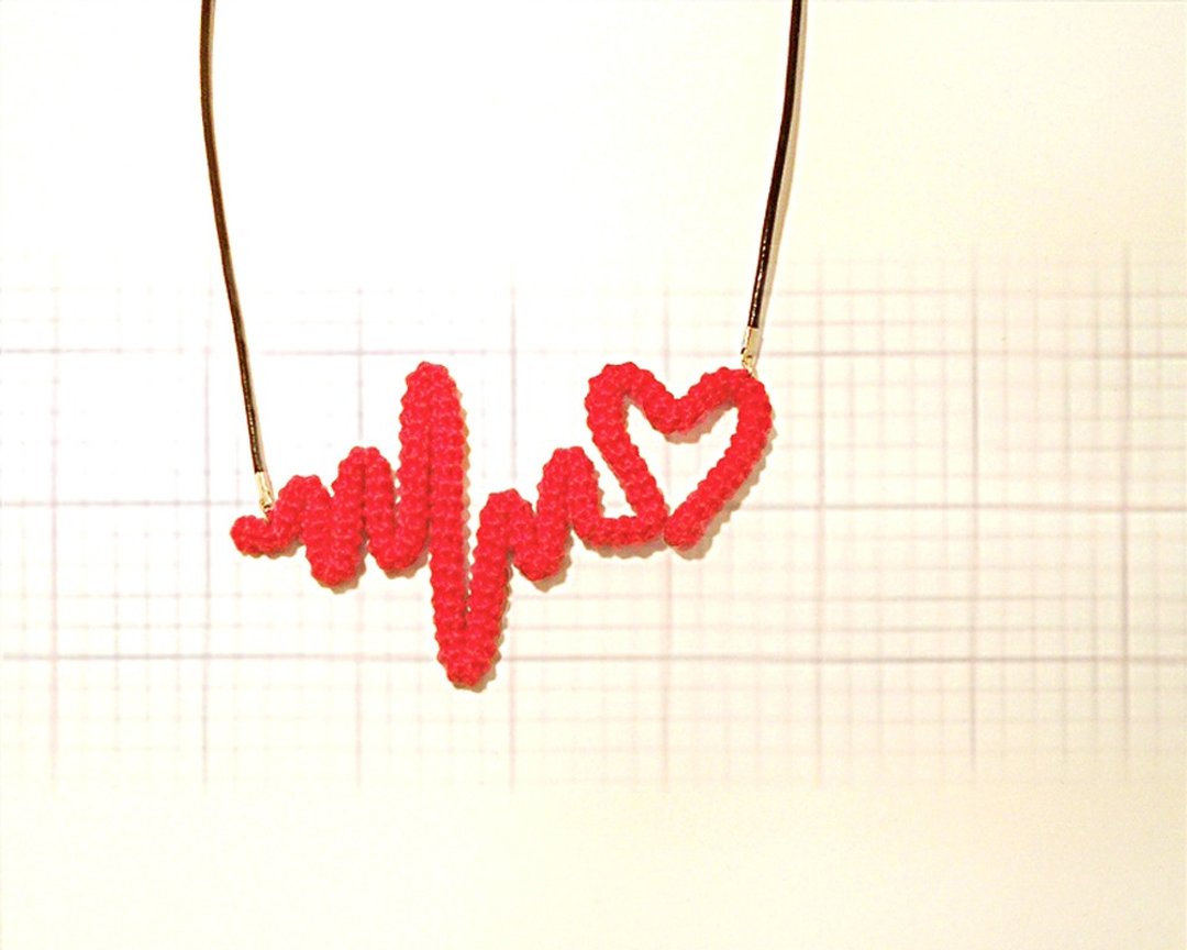 Heartbeat EKG Love Rhythm Pendant Red Romantic Necklace Pulse Beating Jewelry - 项链 - 绣线 红色