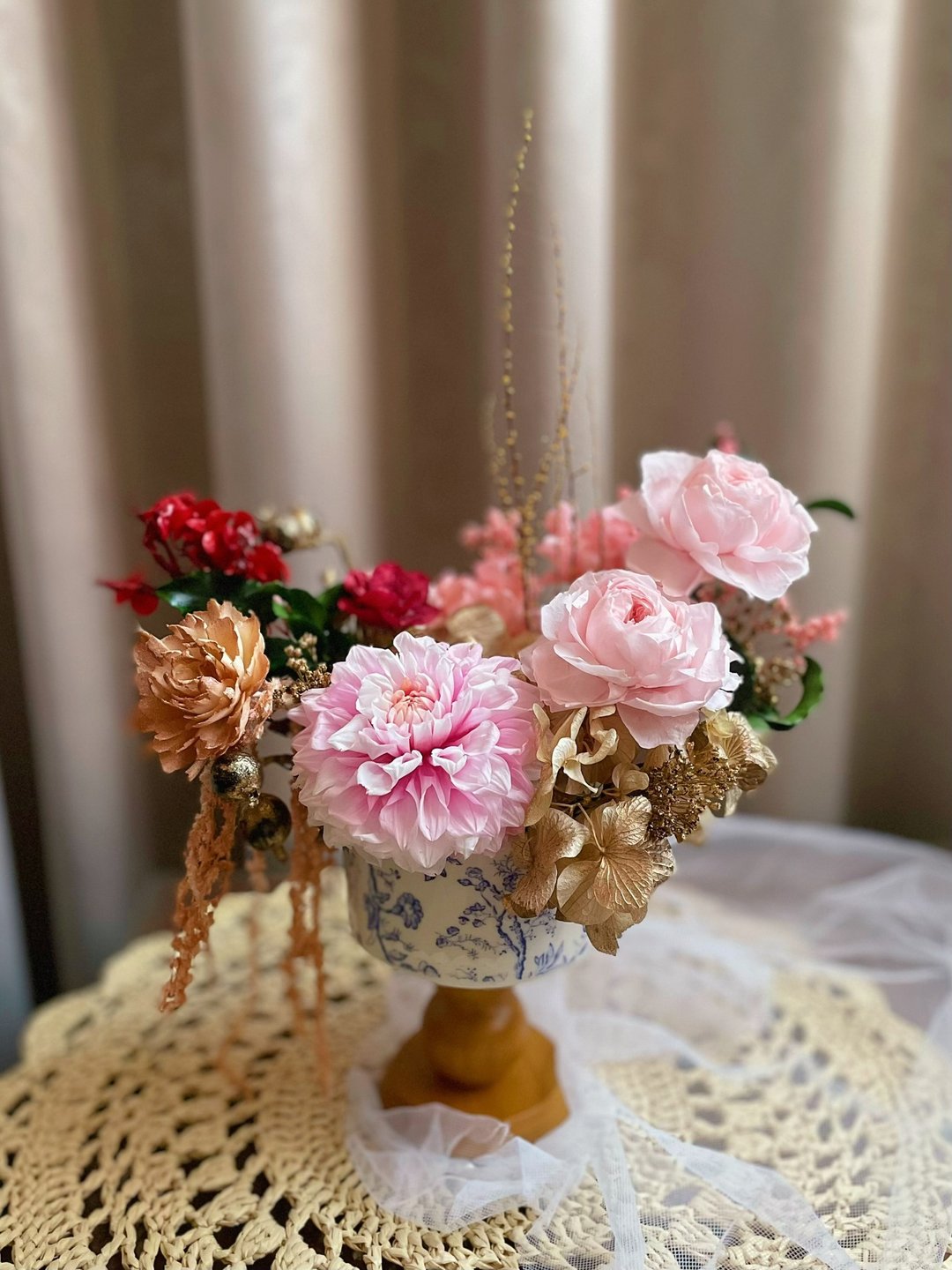 【花诉花艺】青花瓷大理花桌花/开幕花礼/升迁花礼/祝贺花礼 - 干燥花/捧花 - 植物．花 多色