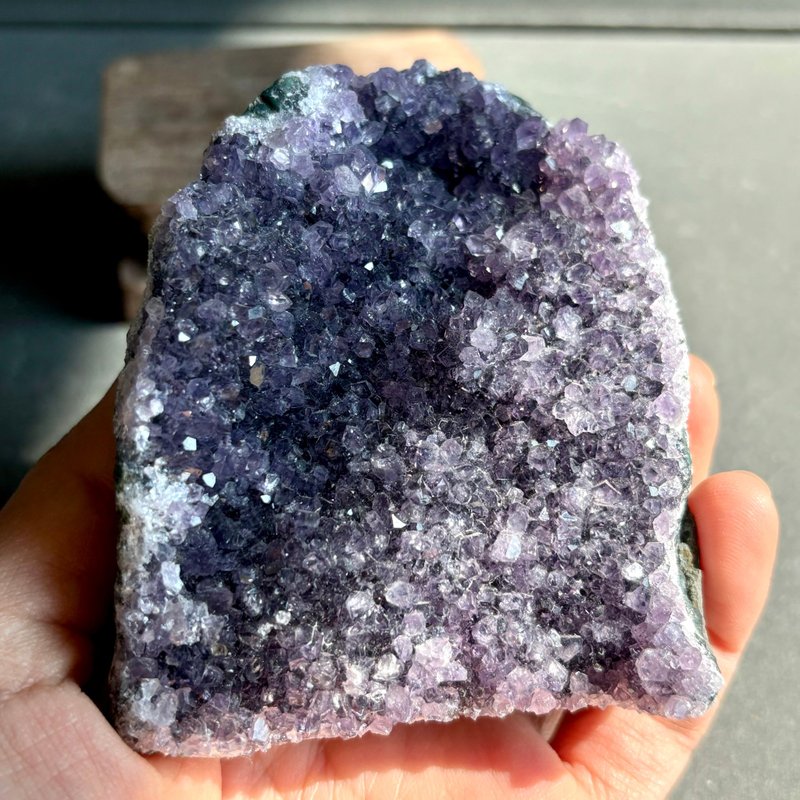 *天赐的礼物 - 充电 - 灵性*天然巴西紫水晶镇 Amethyst - 摆饰 - 水晶 紫色