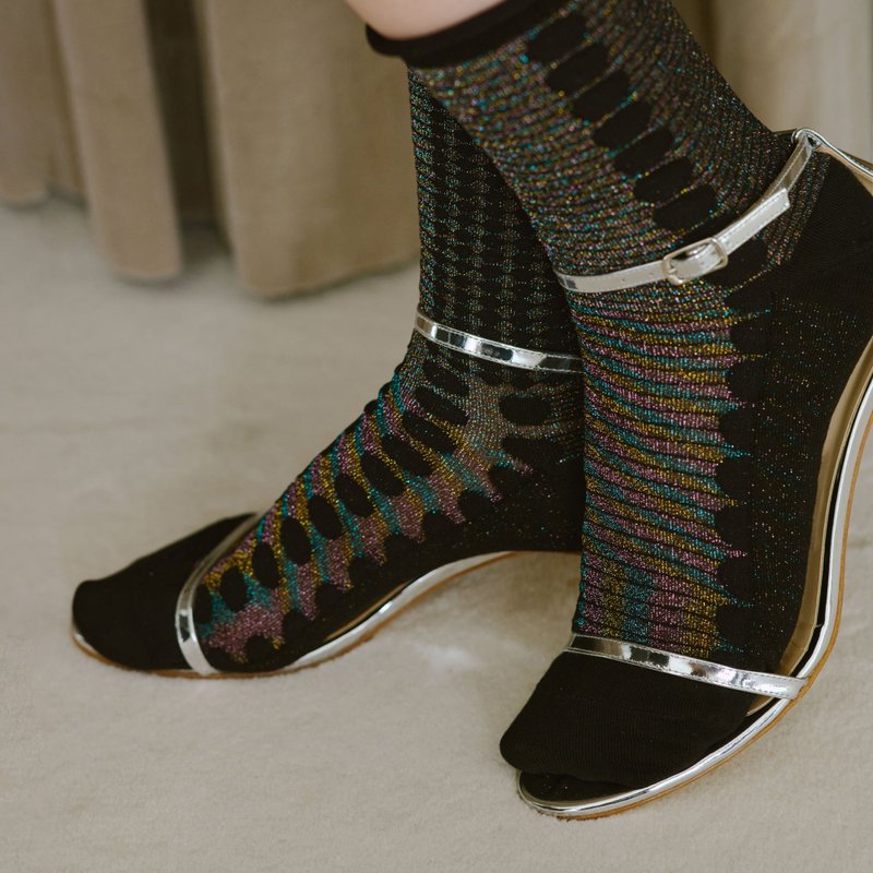 ML016 Aurora Dot 极光圆点不对称虹彩亮丝有机棉袜 - 袜子 - 棉．麻 黑色