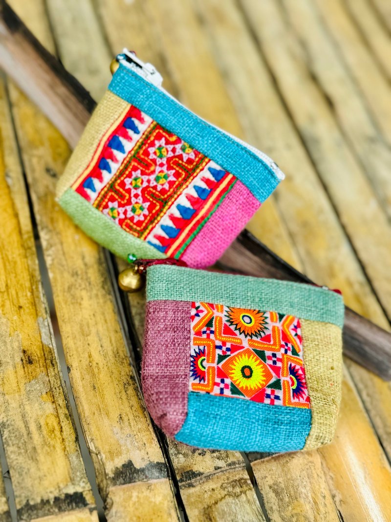 刺绣 绣花 民族风 收纳包 零钱包 耳机包 小包 - 零钱包 - 棉．麻 
