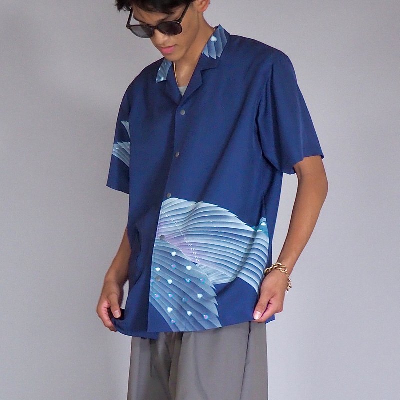 【日本制造】复古丝绸和服翻版、男士衬衫 M、半袖、按扣 - 男装衬衫 - 丝．绢 蓝色