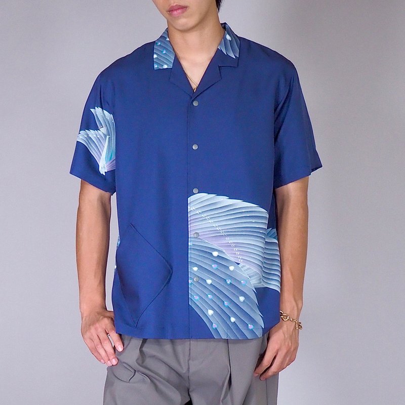 【日本制造】复古丝绸和服翻版、男士衬衫 M、半袖、按扣 - 男装衬衫 - 丝．绢 蓝色