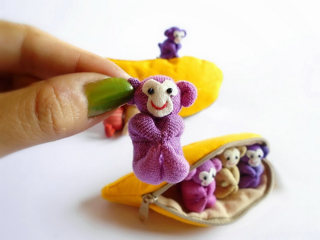3 monkeys in banana zip purse, organic stuffed monkey, monkey toy, mini monkey - 玩具/玩偶 - 棉 多色