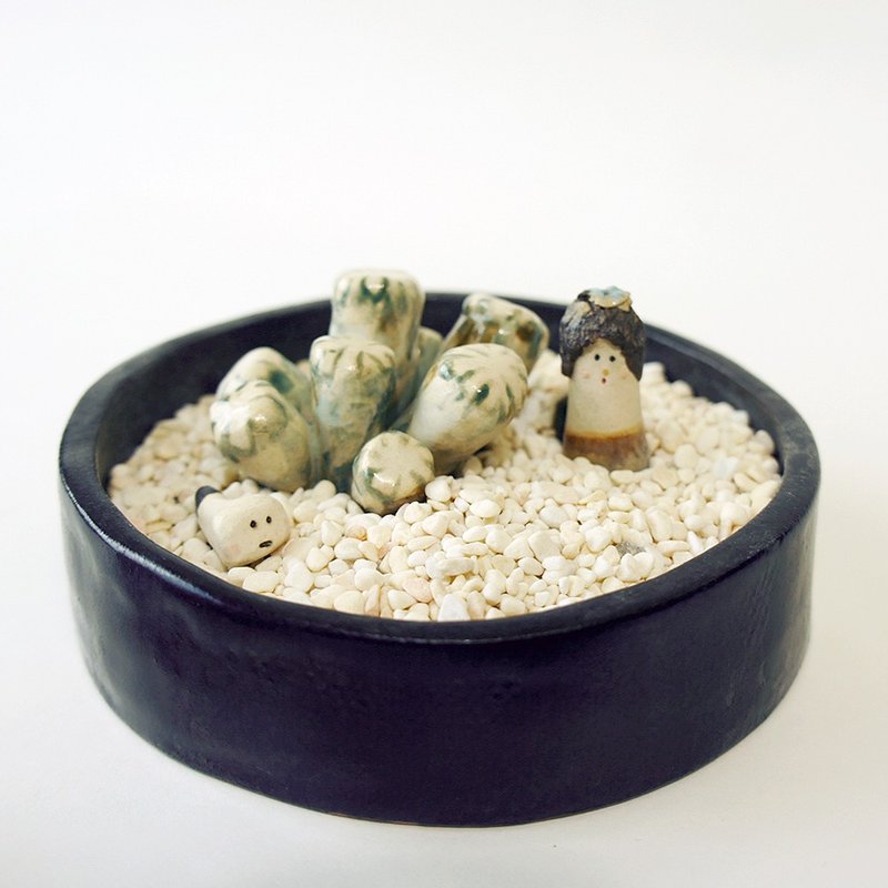 ［手感陶作］多肉陶-中型风景b. - 花瓶/陶器 - 陶 绿色