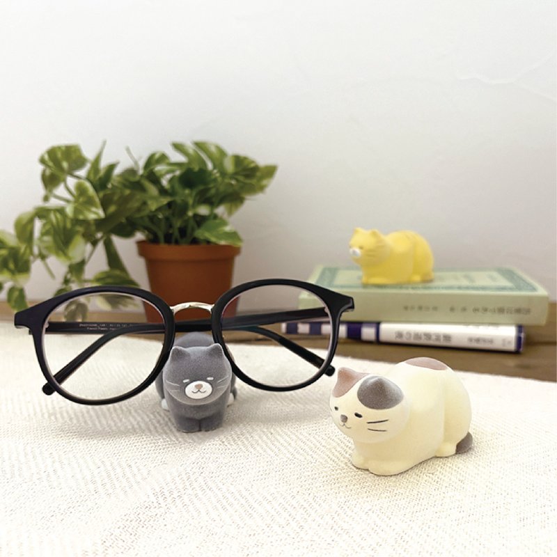 日本DECOLE 办公桌好物 - 香箱座的猫猫眼镜架 - 手机座/防尘塞 - 陶 多色