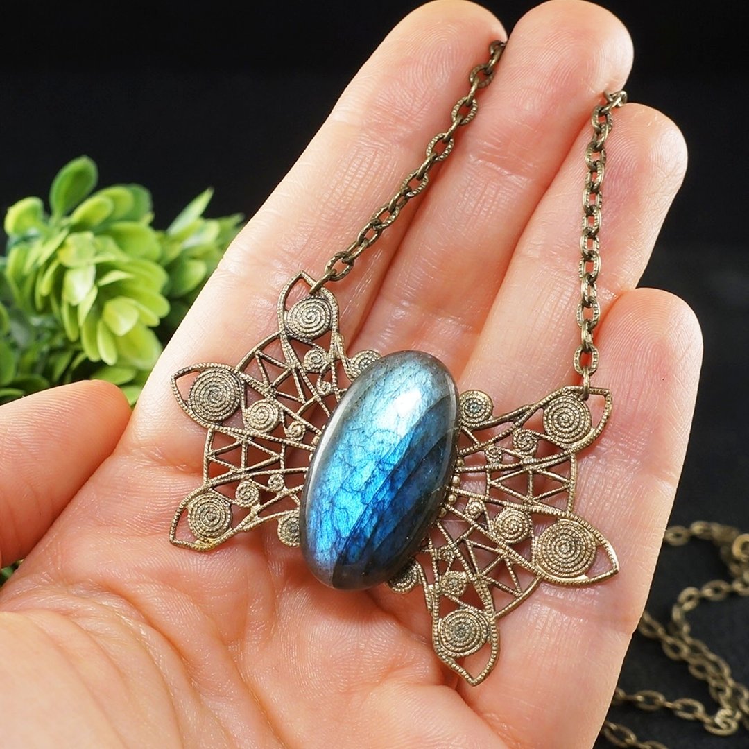 Labradorite Ultramarine Blue Stone Brass Filigree Victorian Necklace Jewelry - 项链 - 半宝石 蓝色
