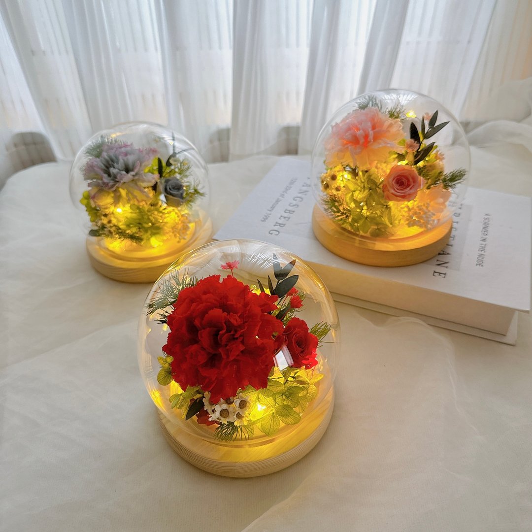 桦坊/永生康乃馨玻璃盅/母亲节花盅/母亲节礼物 - 干燥花/捧花 - 植物．花 