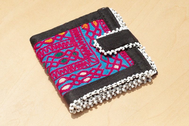 限量一件 手工刺绣古布钱包 / 民族风短夹 / 刺绣短夹 / 手工刺绣钱包 / 民俗风手工包 / 刺绣包 - 热带雨林 沙漠老布刺绣图腾 - 皮夹/钱包 - 棉．麻 多色