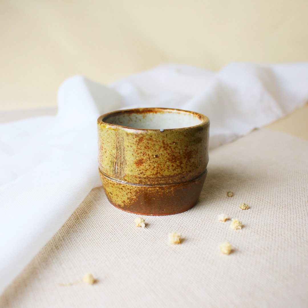 竹筒陶杯 灰釉彩 新彩烧 柴烧陶艺 手作作品 | 陈威恩 作品 - 茶具/茶杯 - 陶 金色