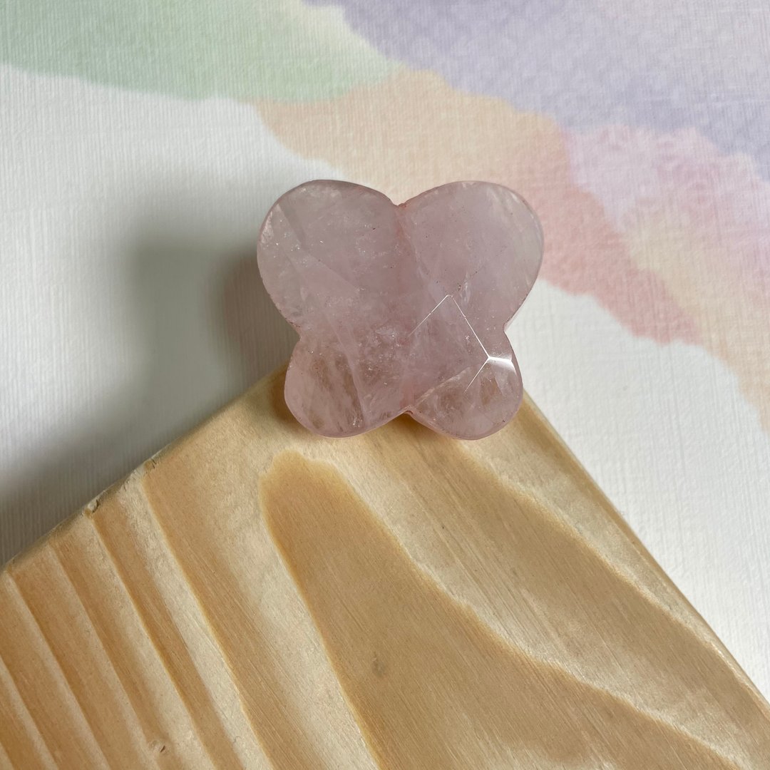051705粉晶/带孔素材/蝴蝶/晶石/天然/水晶/能量石/原生态/ - 金工/饰品 - 水晶 粉红色