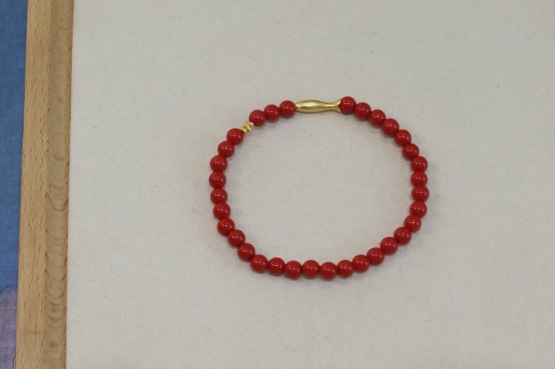 天然原矿朱砂. 帝王砂 古法银小黄鱼碎碎金设计单圈手串 - 手链/手环 - 木头 红色