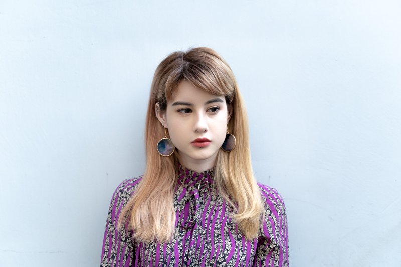 Pills 是不是少了什么/静置 日本 UV胶 耳环 饰品 - 耳环/耳夹 - 其他材质 蓝色