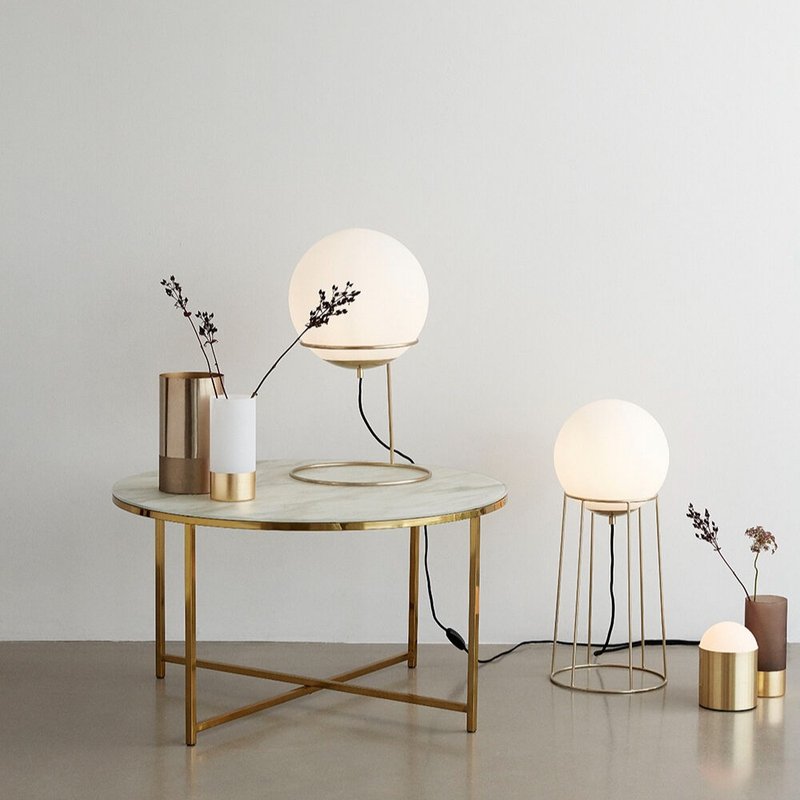 【Hübsch】－020612 大理石纹金属脚茶几桌 矮桌 圆桌 - 餐桌/书桌 - 玻璃 金色