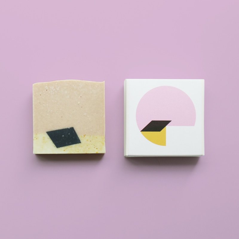 Colours #4_SaRang / Korean seasalt soap - 肥皂/手工皂 - 其他材质 粉红色