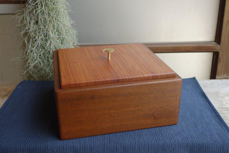 ShouZhuo handmade---黄铜棕熊糖果盒(手工订制动物五金) - 收纳用品 - 木头 咖啡色