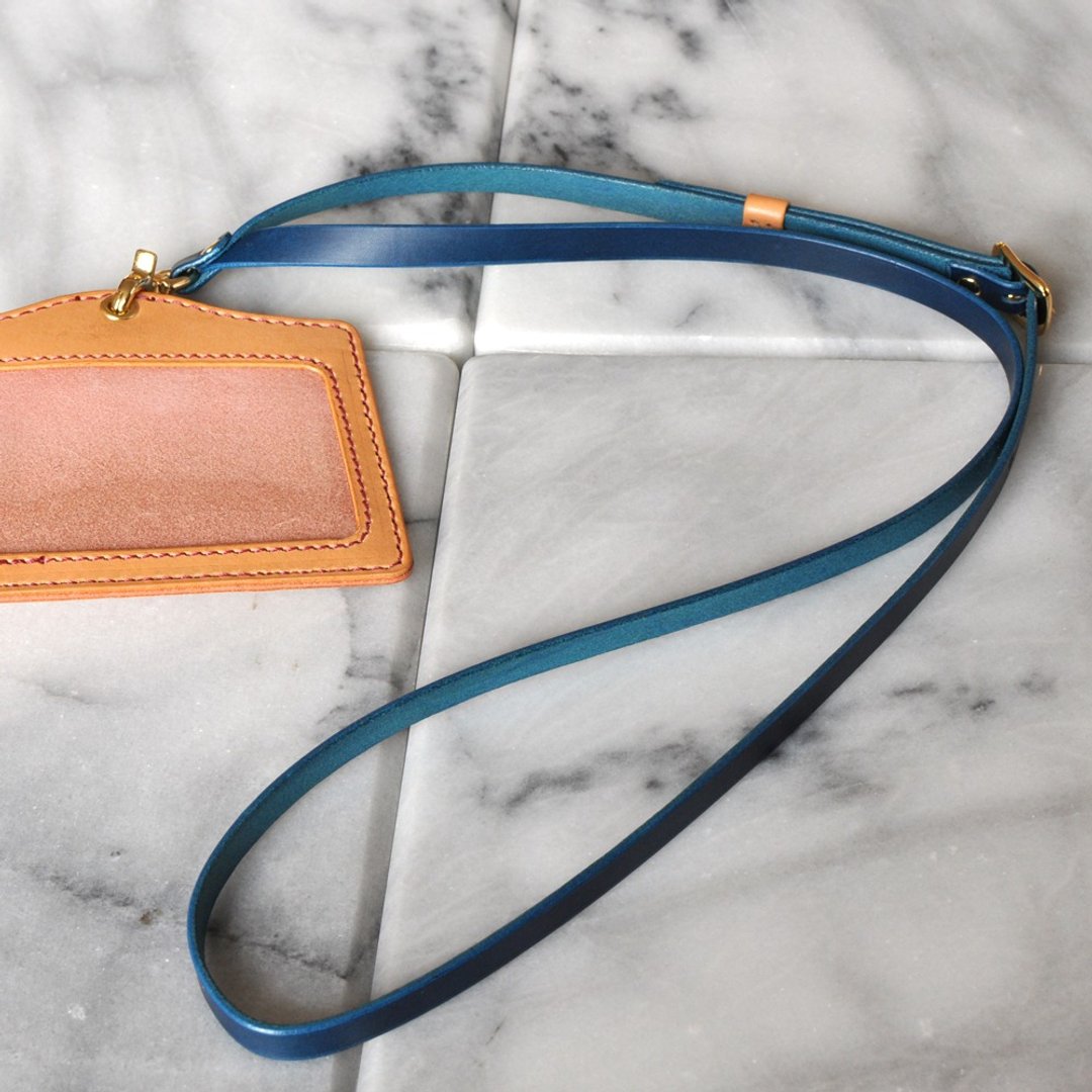 Leather neck strap buttero - 证件套/卡套 - 真皮 多色
