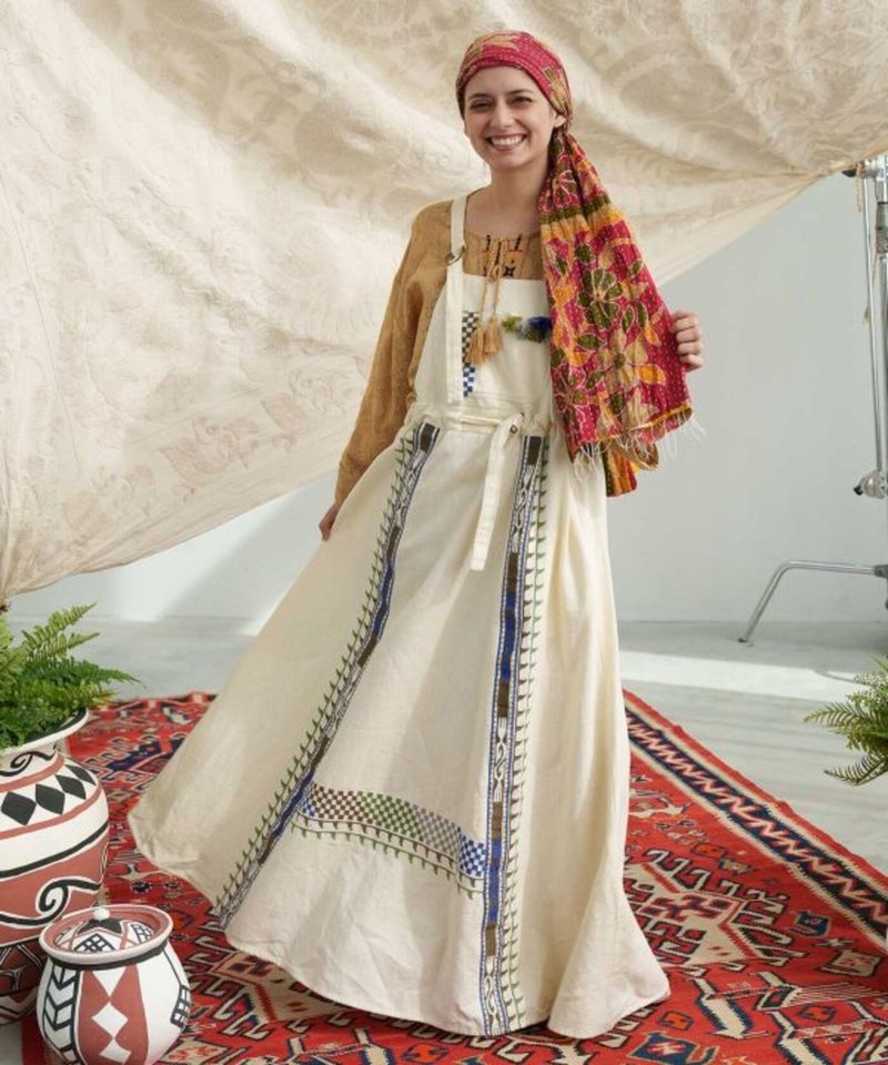 【热门预购】乌兹别克斯坦斯坦部落收腰刺绣织带流苏吊带裙(3色) ILL-5111 - 洋装/连衣裙 - 其他材质 