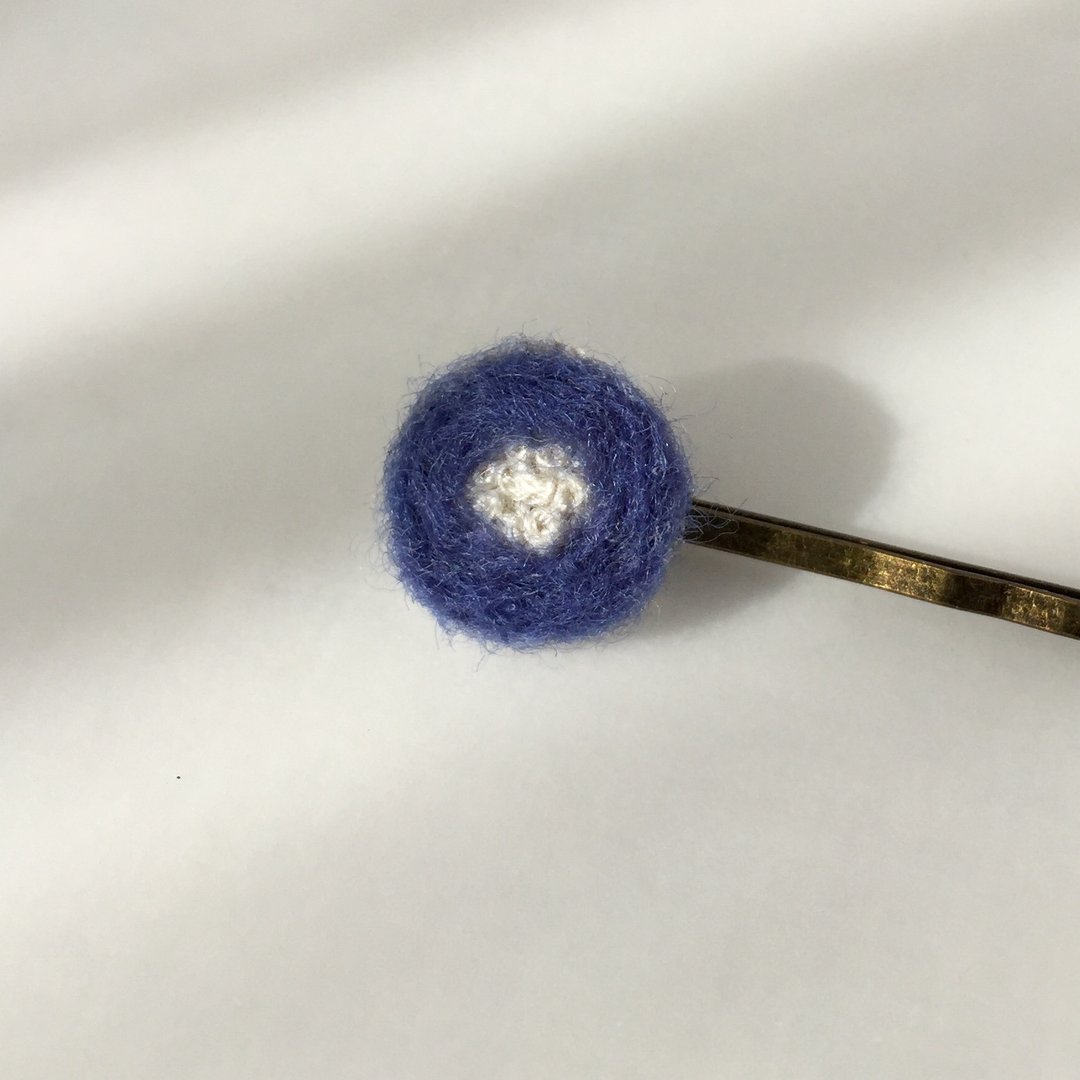 Hairpin / Flower / Navy - 发饰 - 绣线 蓝色