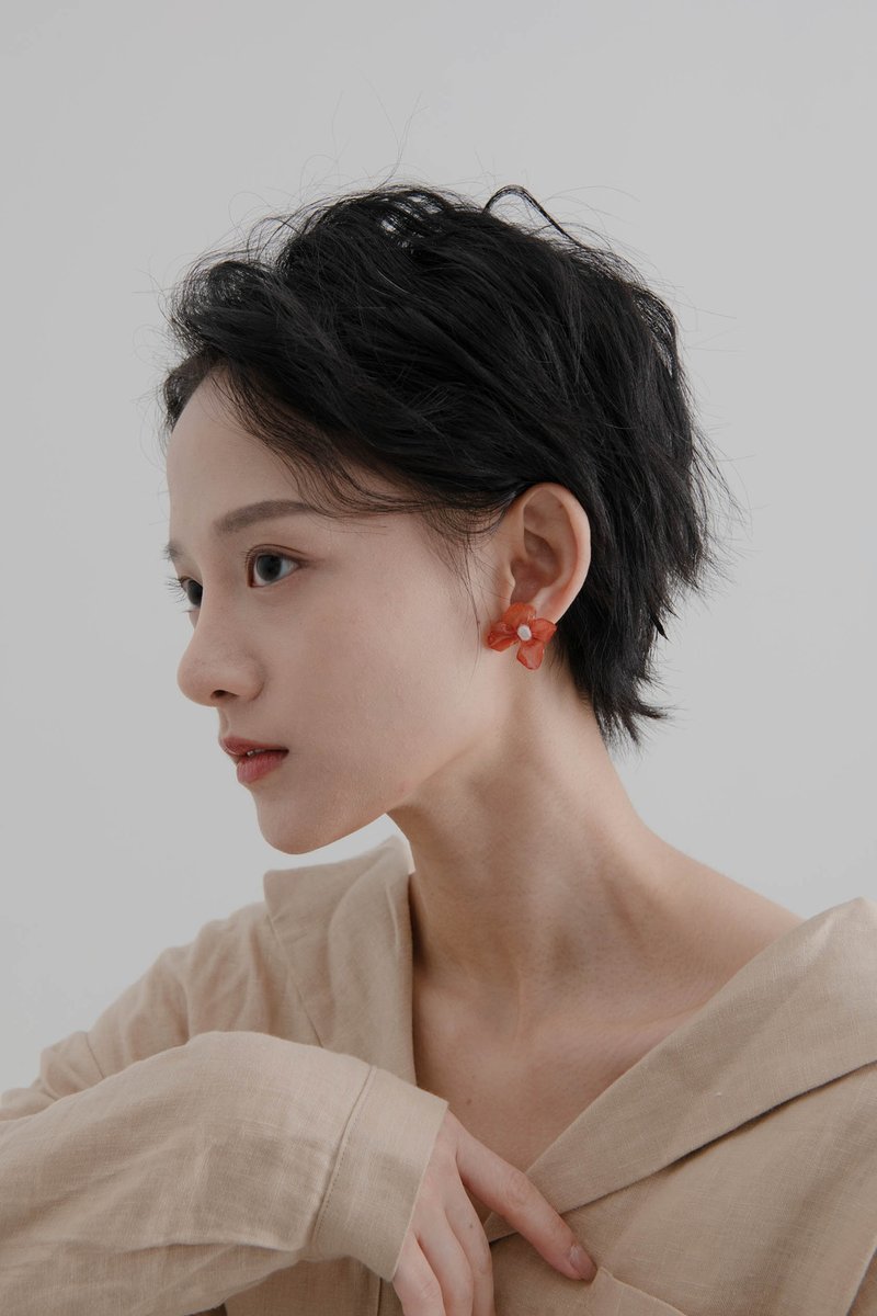 真花耳环-Amber Earrings - 耳环/耳夹 - 植物．花 橘色